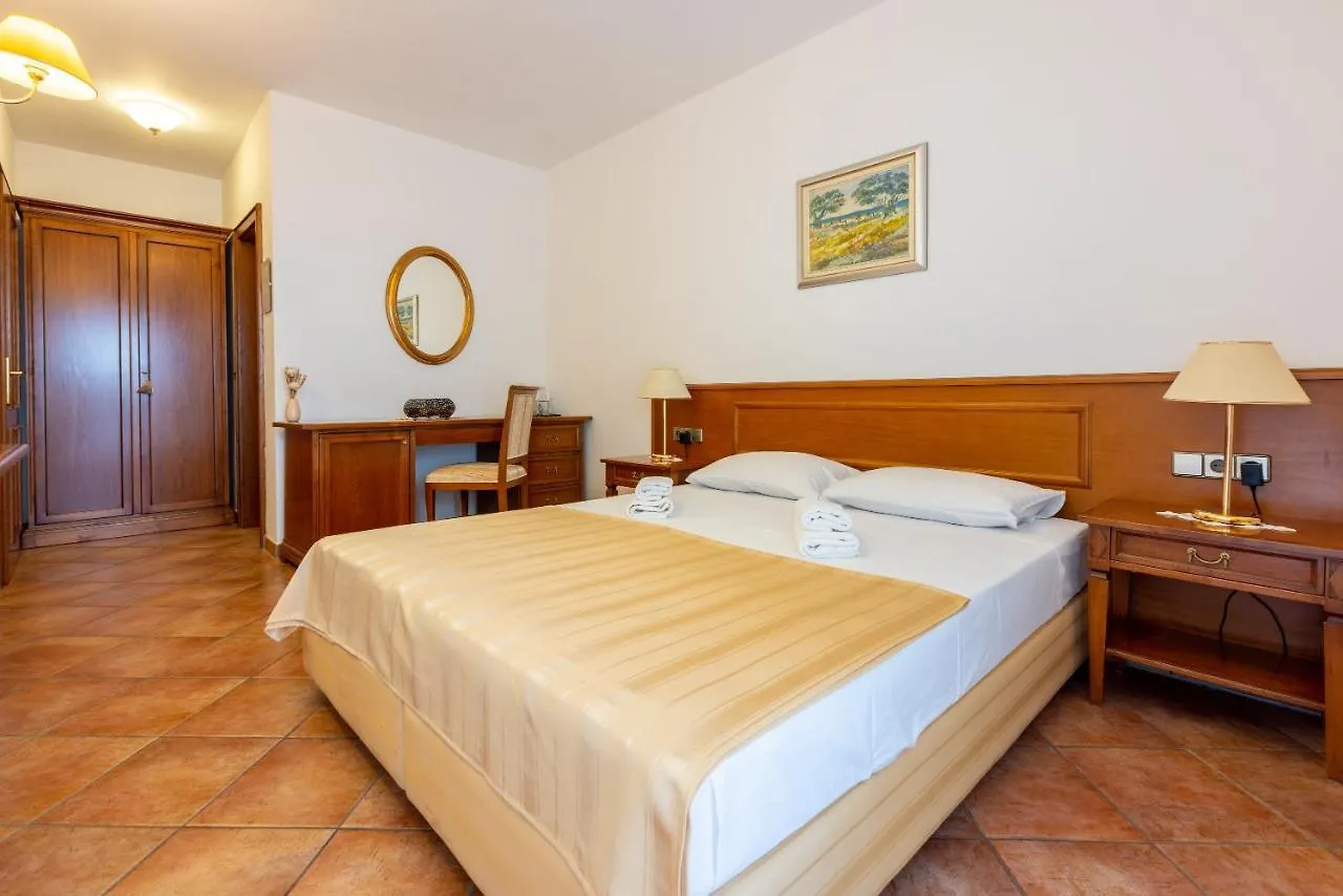 Guest House Agava Crikvenica 3*,  Croatia